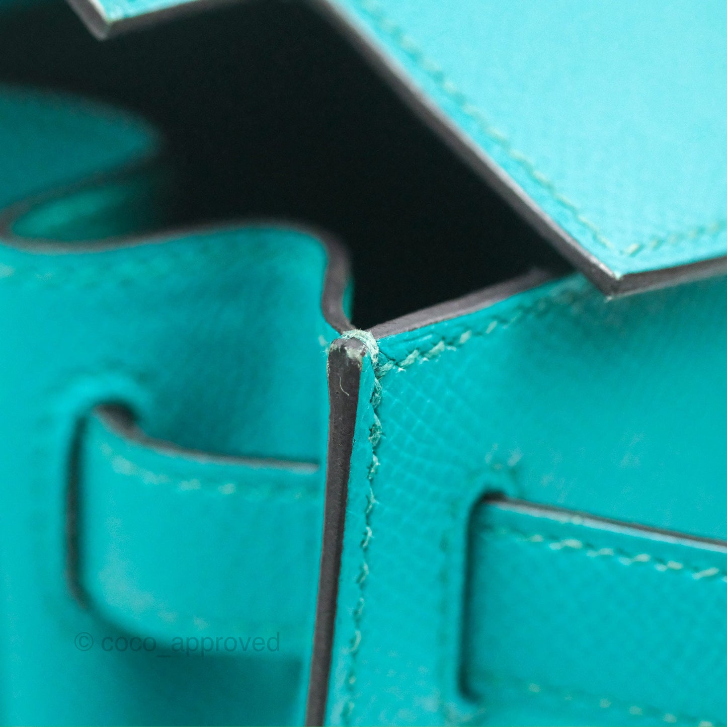 Hermès Sellier Kelly 28 Bleu Paon Epsom Gold Hardware