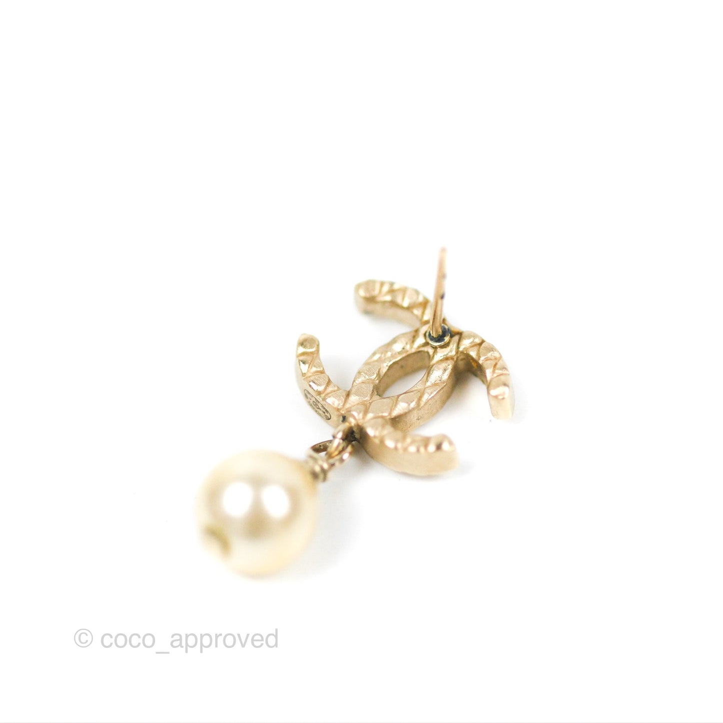 Chanel CC Pearl Drop Earrings Gold Tone 10A