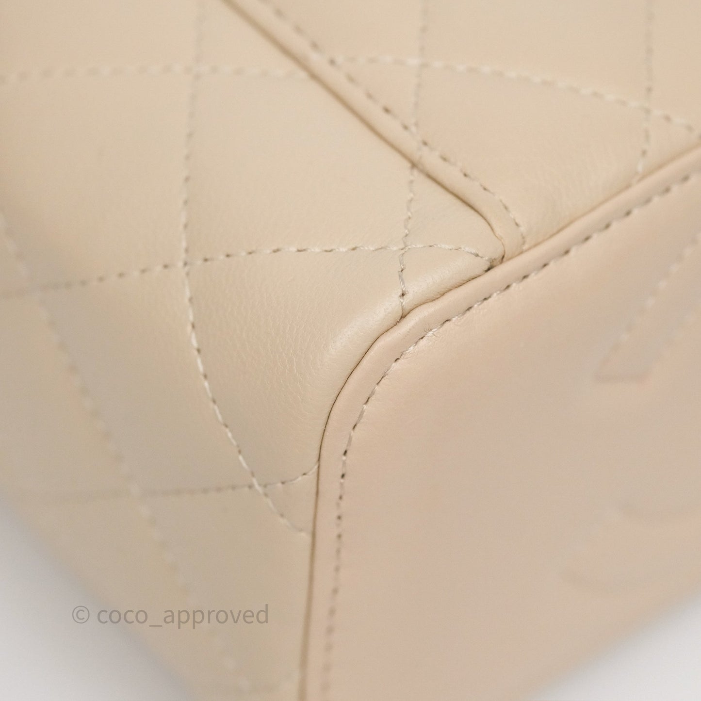 Chanel Vanity Rectangular Top Handle Ecru/Beige Lambskin Gold Hardware 23P