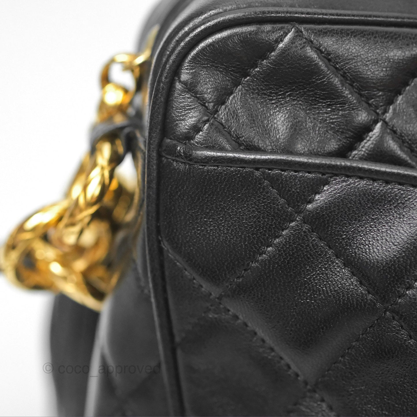 Chanel Vintage Quilted Shoulder Bag Black Lambskin Gold Hardware