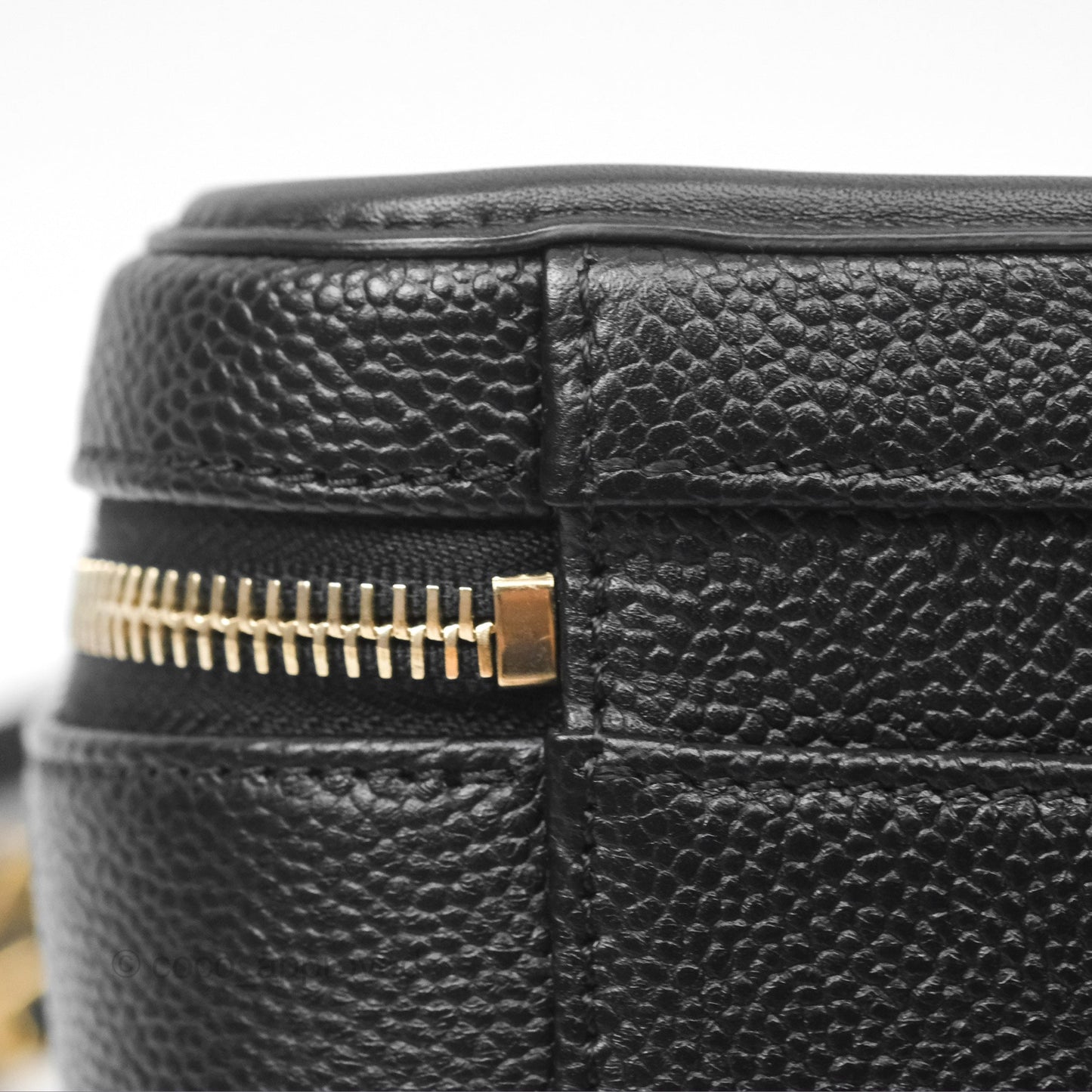 Chanel Quilted Medium CC Filigree Vanity Case Black Caviar Aged Gold Hardware