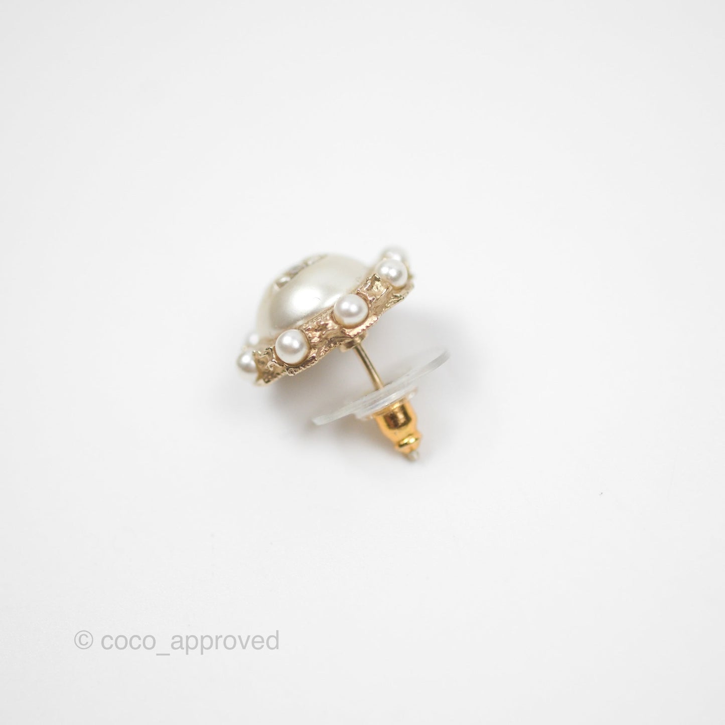 Chanel CC Pearl Round Earrings 19V