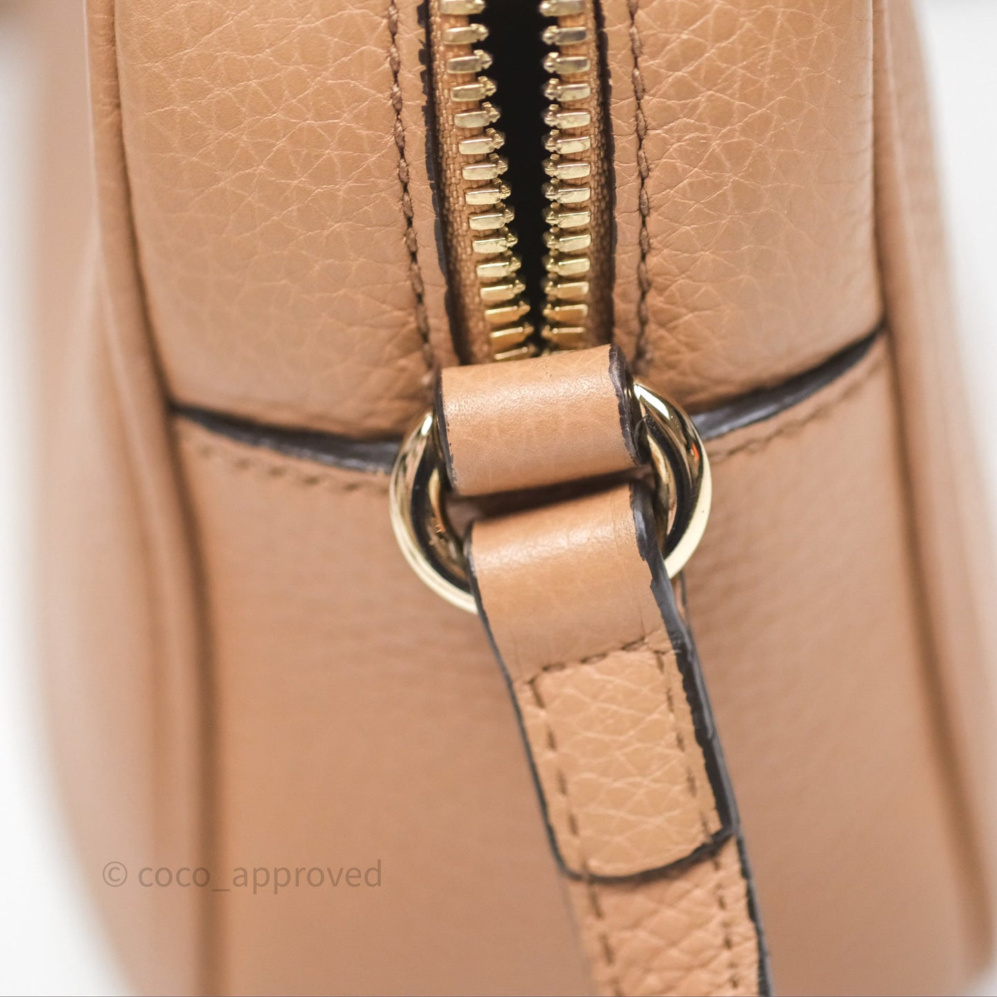 Gucci Small Soho Disco Bag Calfskin Beige