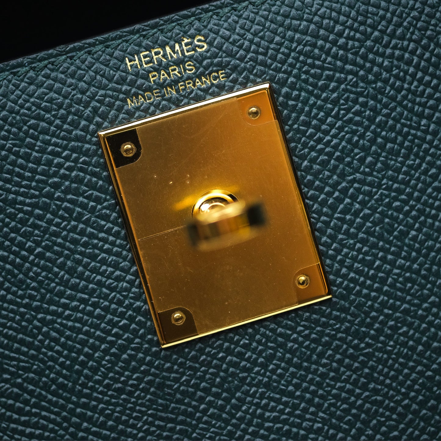 Hermès Kelly 28 Sellier Vert Cypres 6O Epsom Gold Hardware