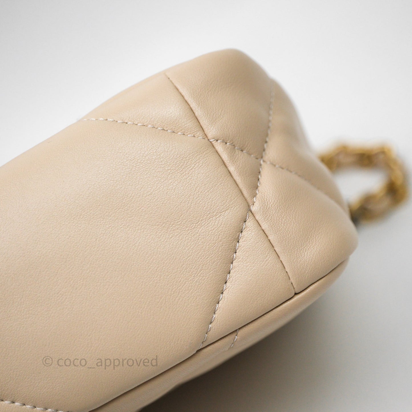 Chanel 19 Small Beige Lambskin Mixed Hardware