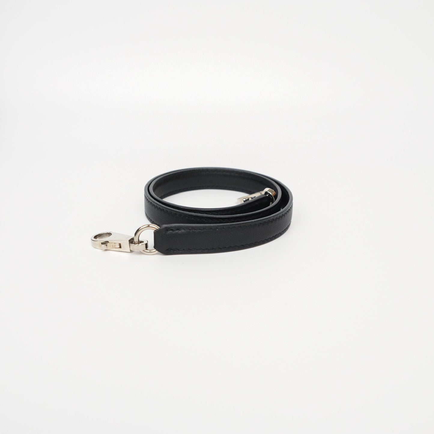Hermès 24/24 29 Bleu Nuit 2Z / Noir Black 89 Togo/Swift Palladium Hardware