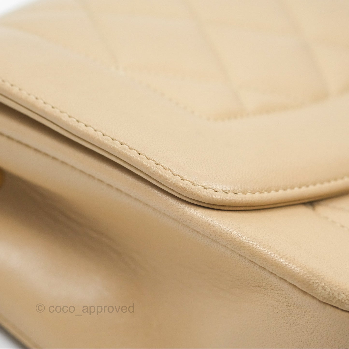 Chanel Vintage Small Quilted Classic Diana Flap Bag Beige Lambskin 24K Gold Hardware