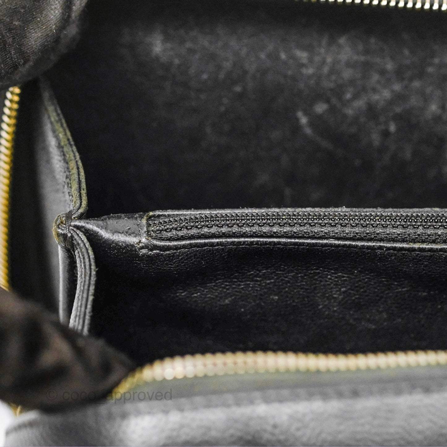 Chanel Quilted Medium CC Filigree Vanity Case Black Caviar Gold Hardware