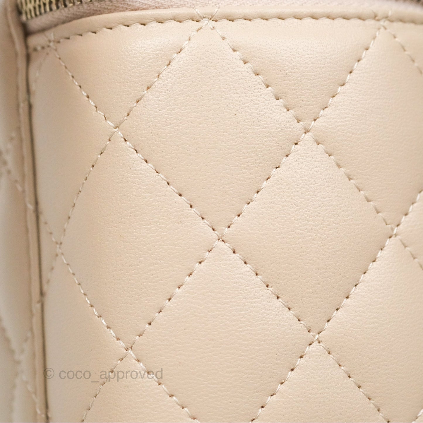 Chanel Vanity Rectangular Top Handle Ecru/Beige Lambskin Gold Hardware 23P