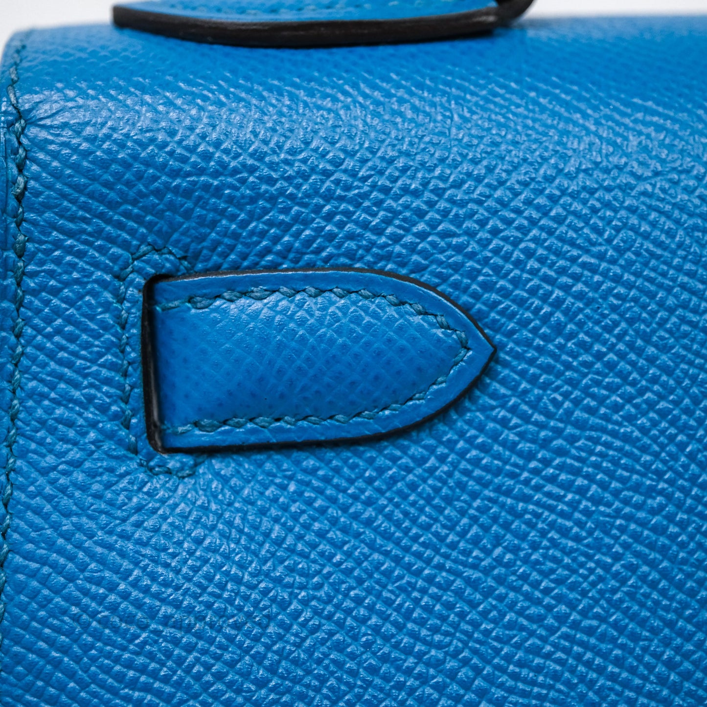 Hermès Kelly 28 Blue Epsom Gold Hardware