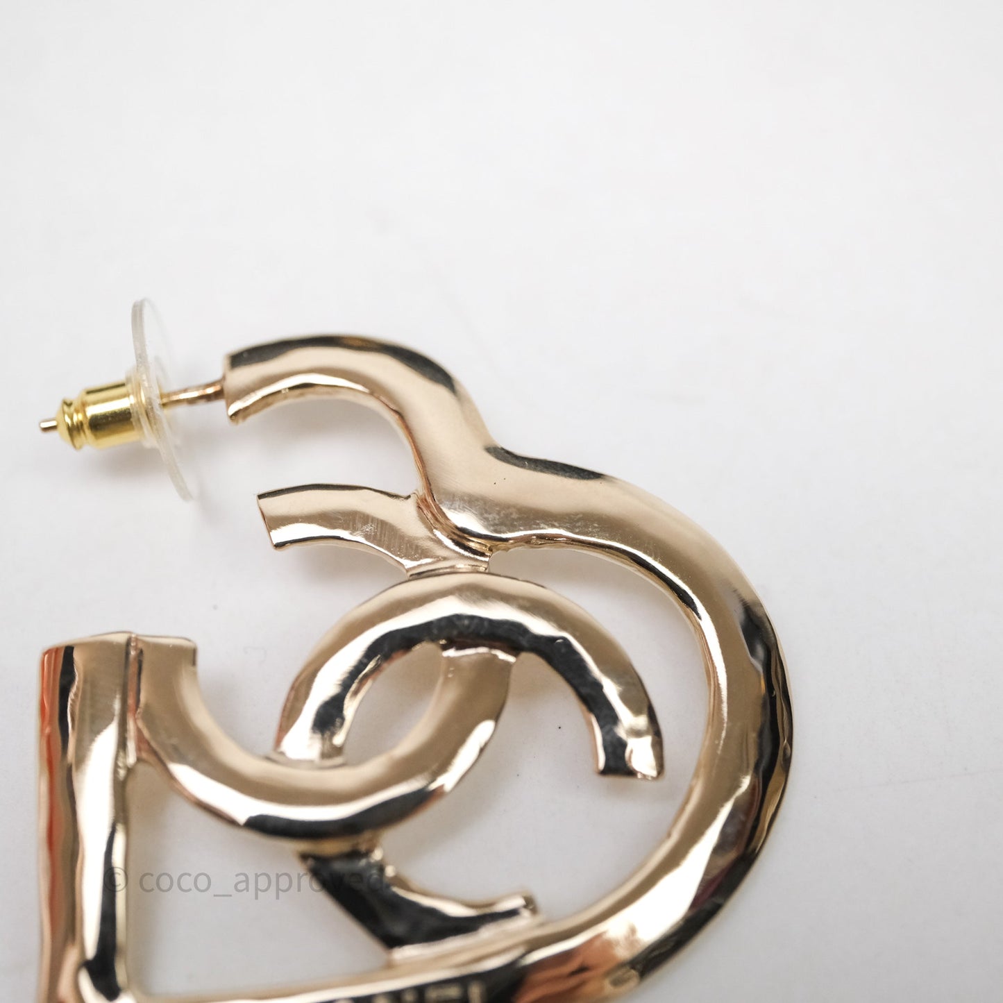 Chanel CC Heart Hoop Earrings Gold Tone 22P