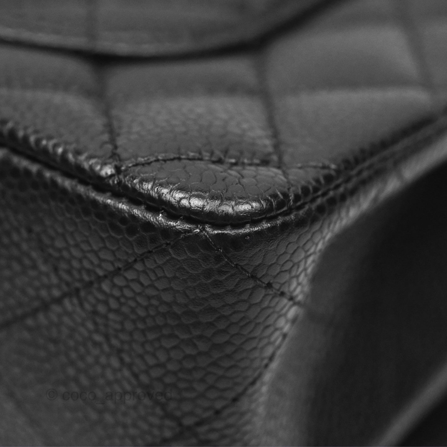 Chanel Small S/M Classic Flap Quilted Black Caviar Gold Hardware