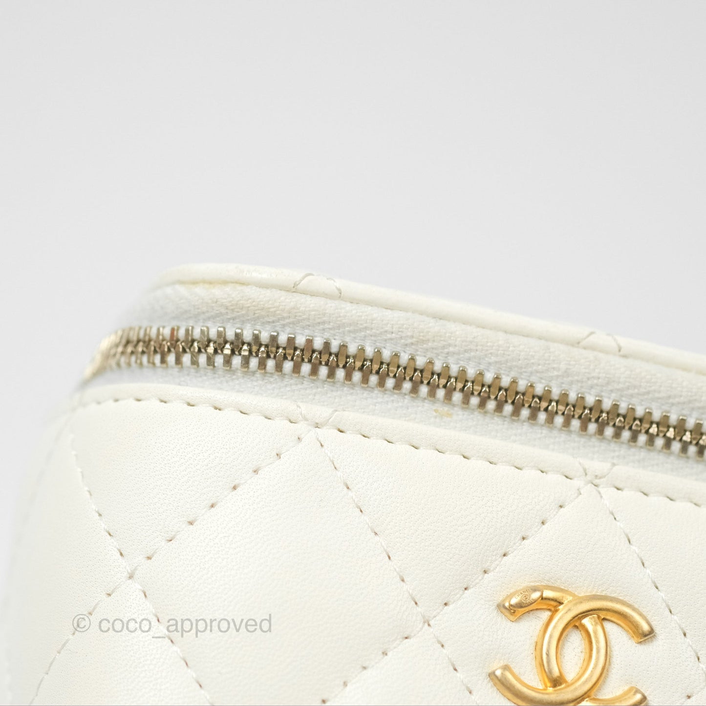 Chanel Mini Pearl Crush Vanity With Chain White Lambskin Gold Hardware