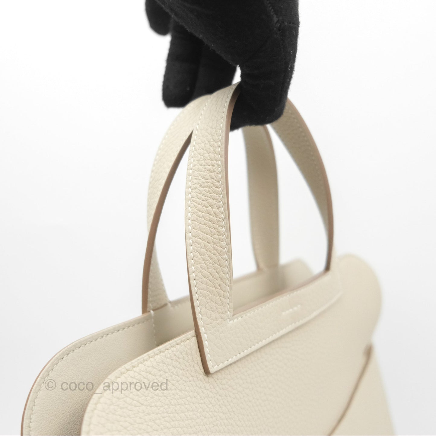 Hermès Halzan 31 Beton Clemence Gold Hardware