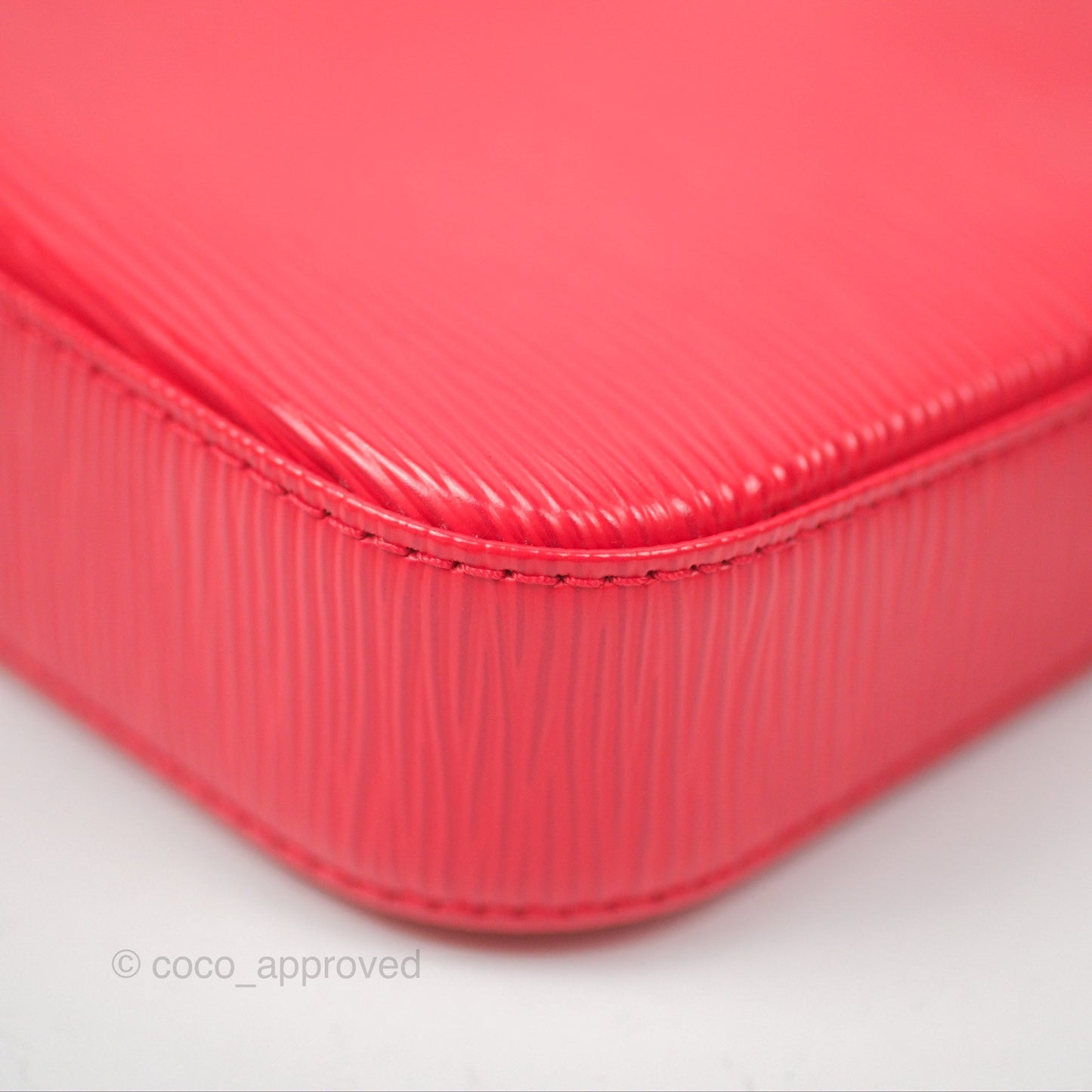 Louis Vuitton Epi Pochette Accessories NM Red