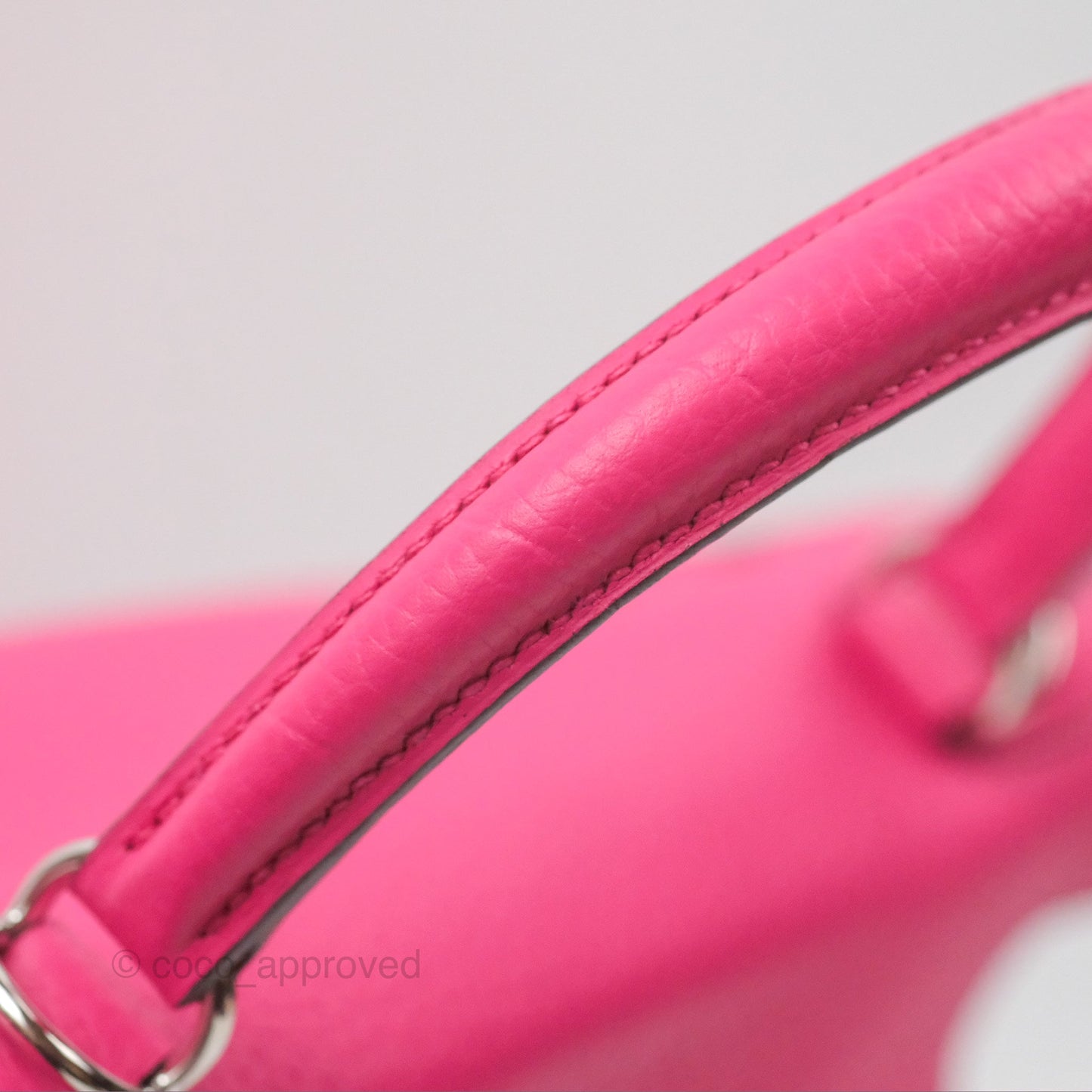 Hermès Retourne Kelly 28 Rose Shocking Clemence Palladium Hardware