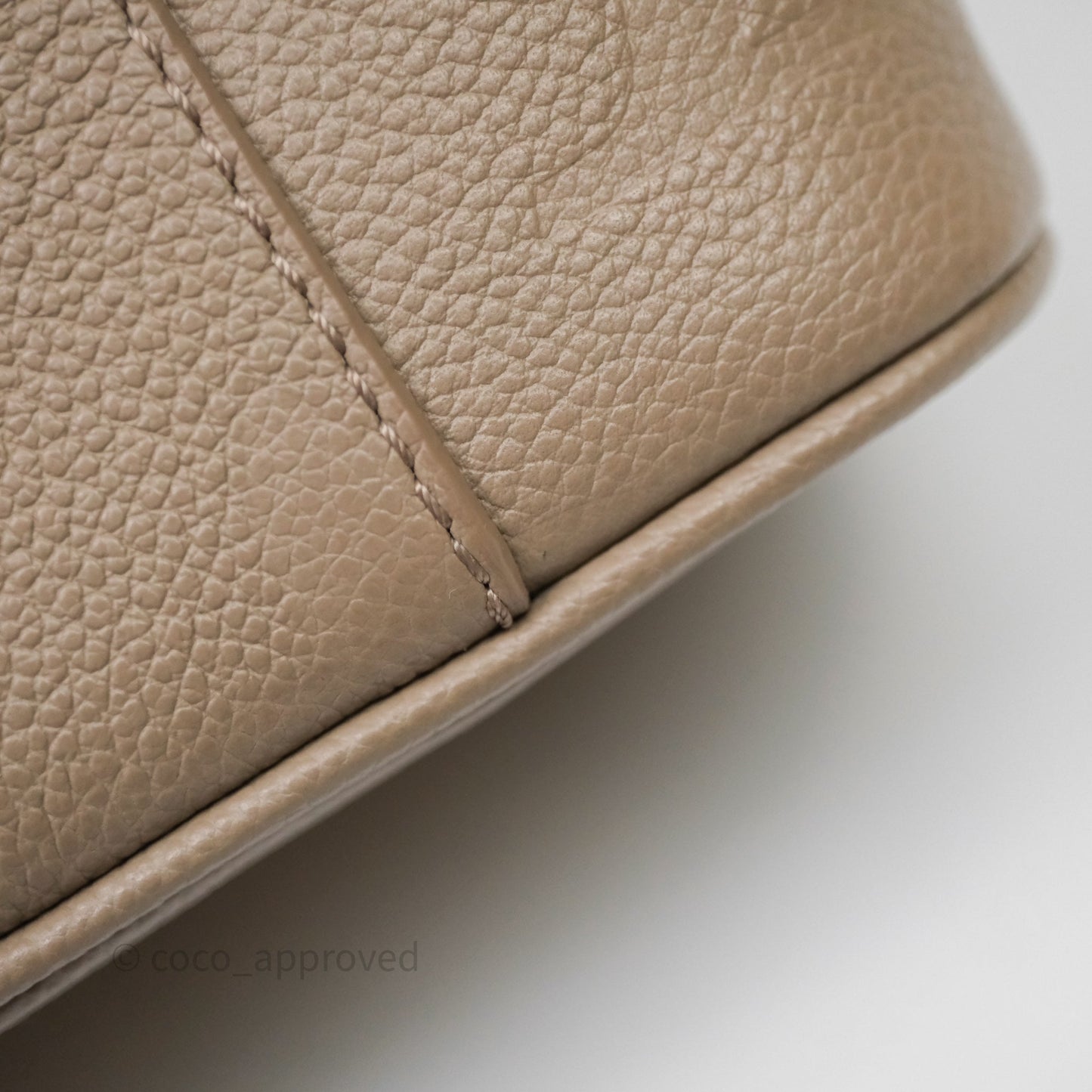 Louis Vuitton Monogram Empreinte Tourterelle Vanity PM Beige Gold Hardware