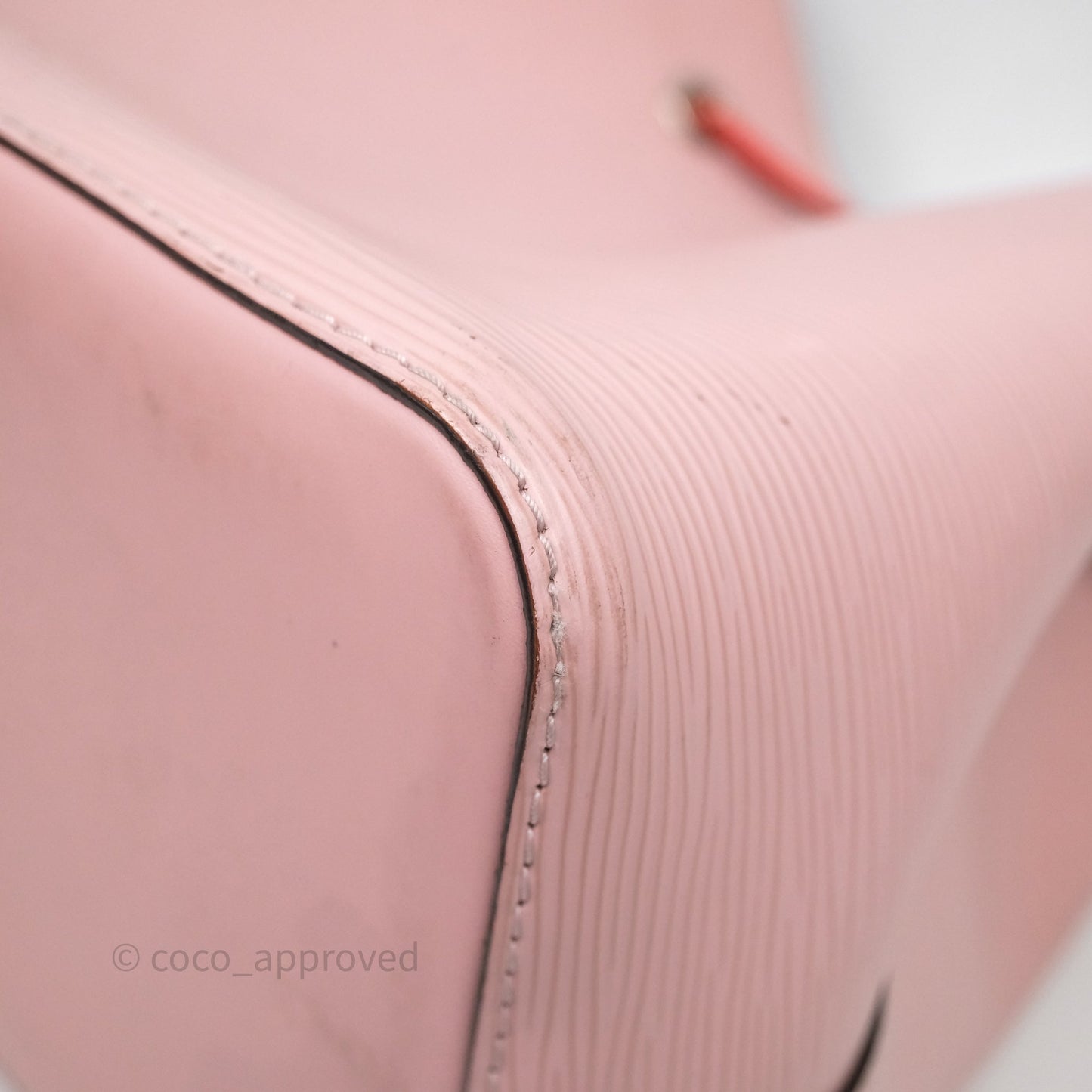 Louis Vuitton Neonoe MM Pink Epi