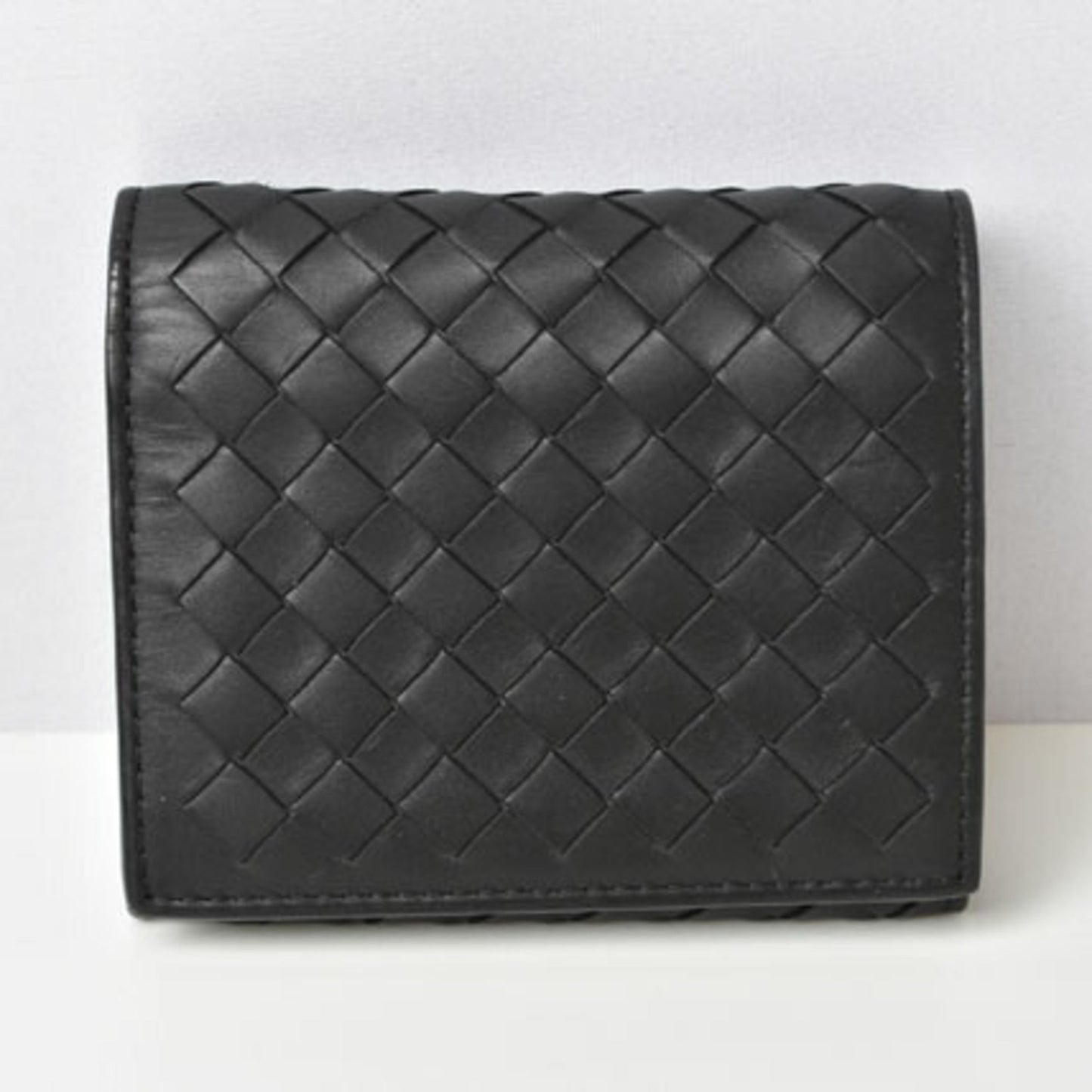 Luxury Bottega Veneta Intrecciato  Leather Wallet (Tri-Fold) ()