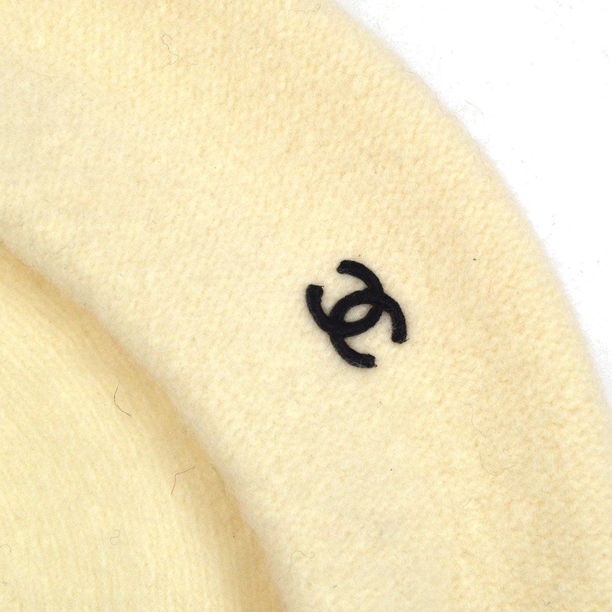 Luxury Chanel Hat Beret Ivory Small New