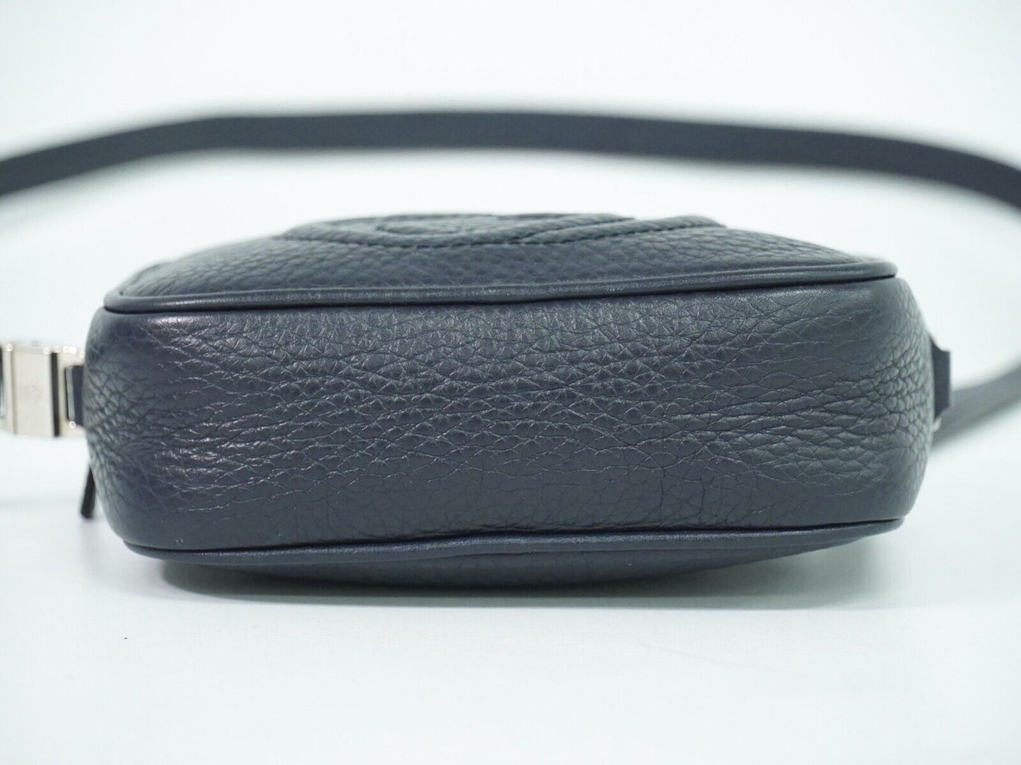 Luxury Gucci Trending 2025 Soho  Leather Shoulder Bag ()