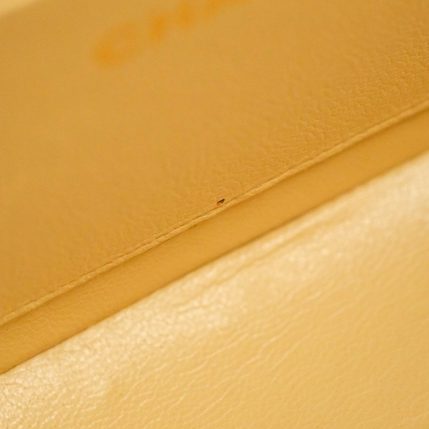Chanel Vintage Small Quilted Classic Diana Flap Bag Beige Lambskin 24K Gold Hardware