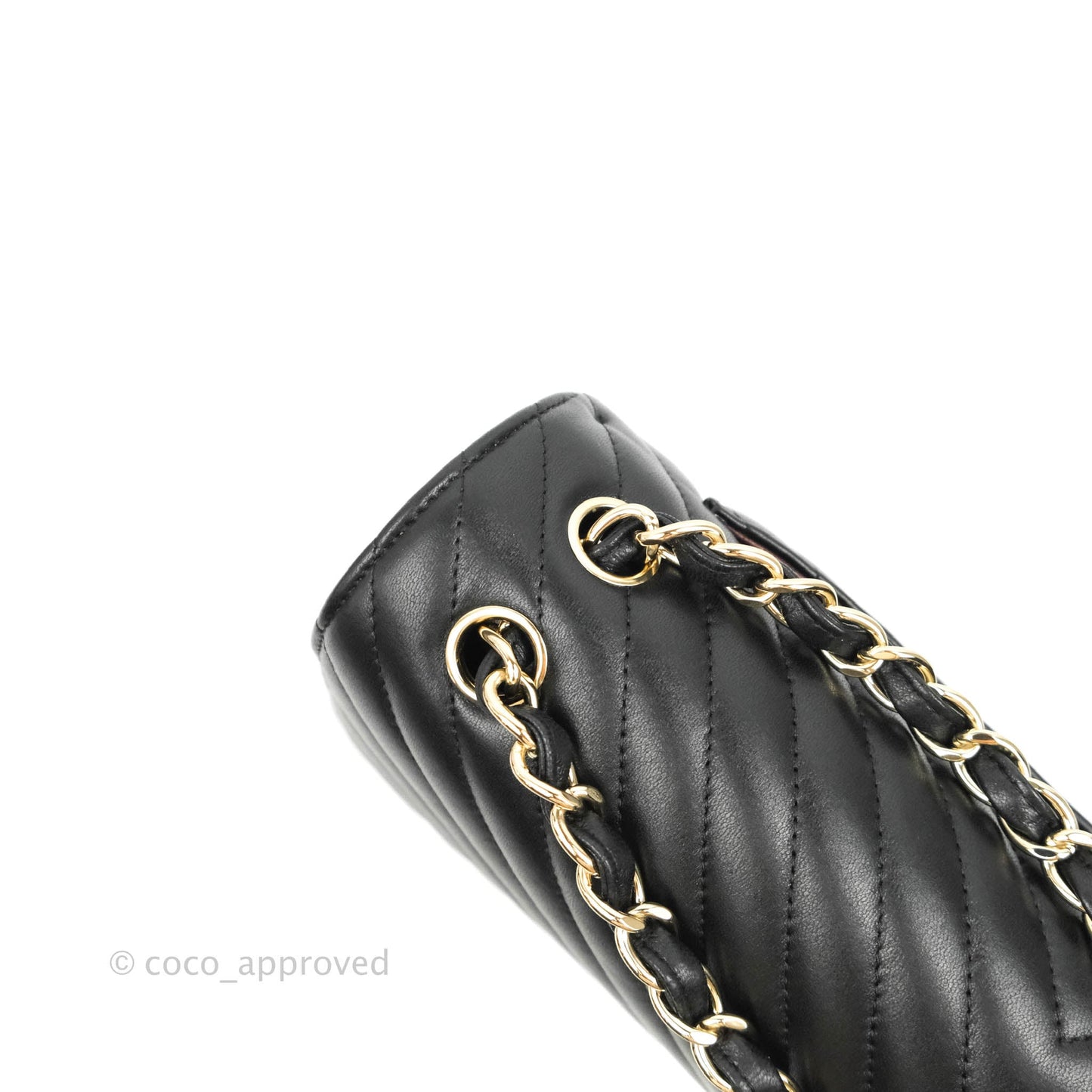 Chanel Jumbo Chevron Double Flap Black Lambskin Gold Hardware⁣⁣