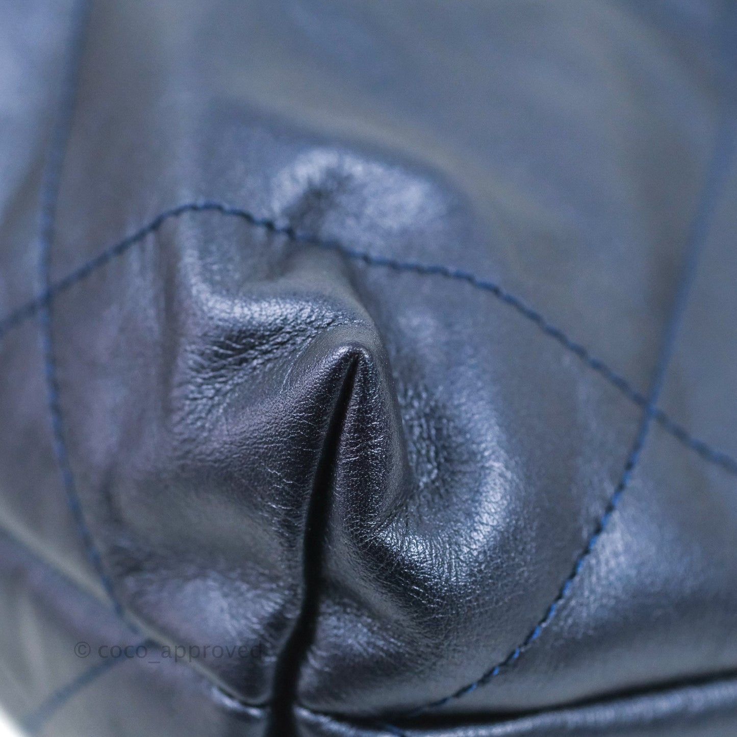 Chanel 22 Small Metallic Midnight Blue Aged Calfskin Midnight Blue/Silver Hardware