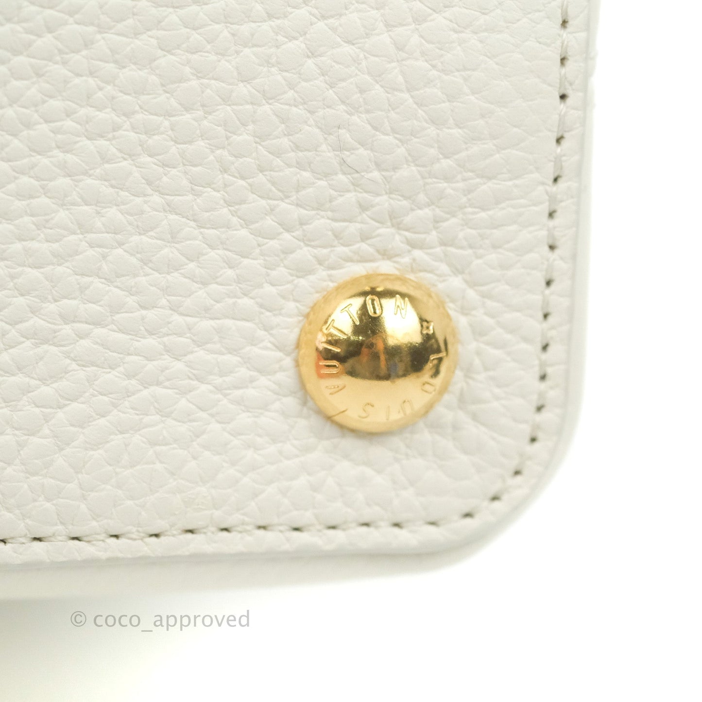 Louis Vuitton Taurillon Capucines BB Snow / Cedrat