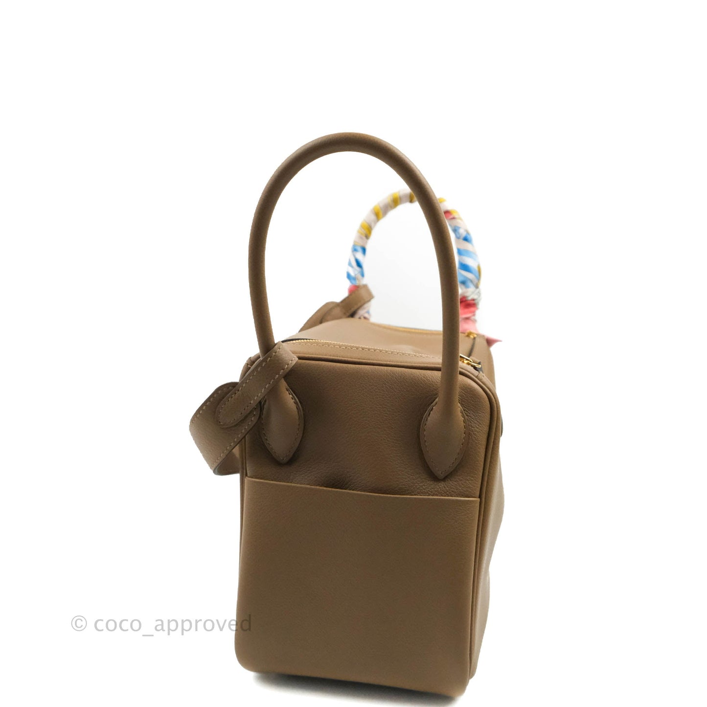 Hermès Lindy 26 Evercolor Beige De Weimar Gold Hardware with Twilly