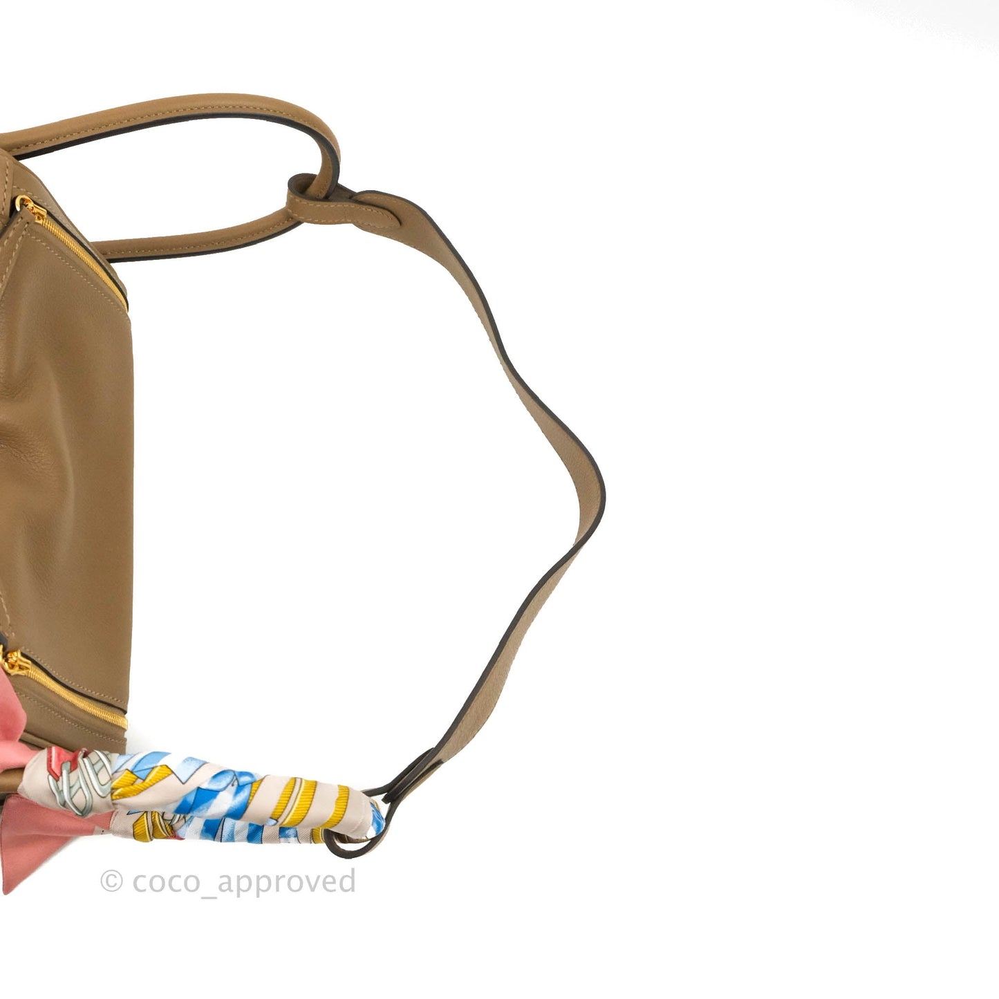 Hermès Lindy 26 Evercolor Beige De Weimar Gold Hardware with Twilly