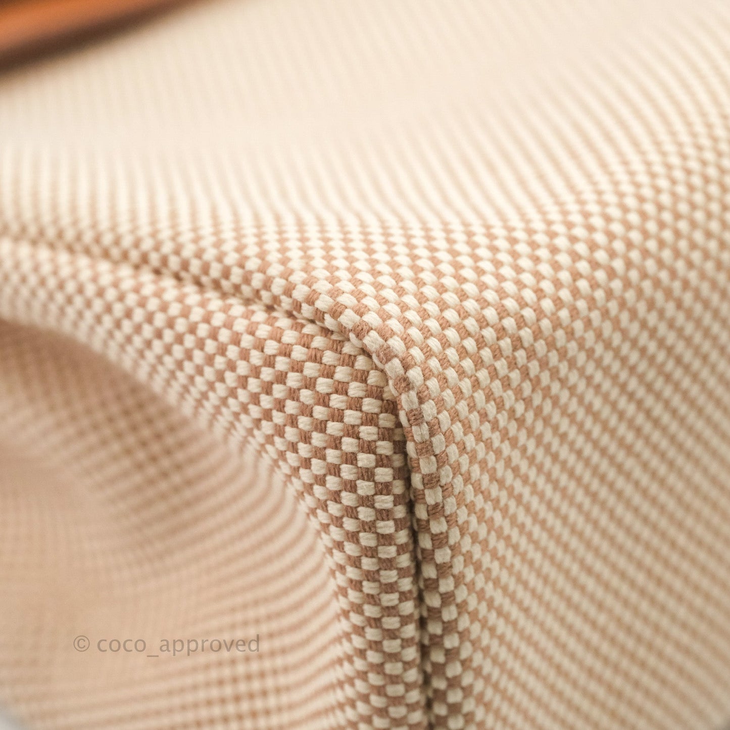 Hermès Herbag Zip 31 Retourne Criss Viking Ecru-Beige/Fauve Canvas Gold Hardware