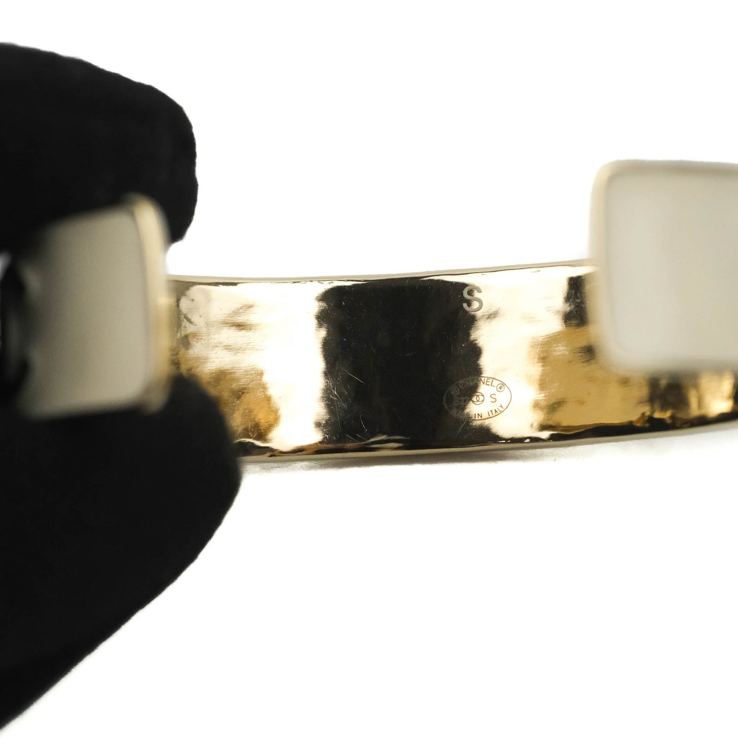 Chanel CC Logo Gold Tone Bracelet Size S 22S