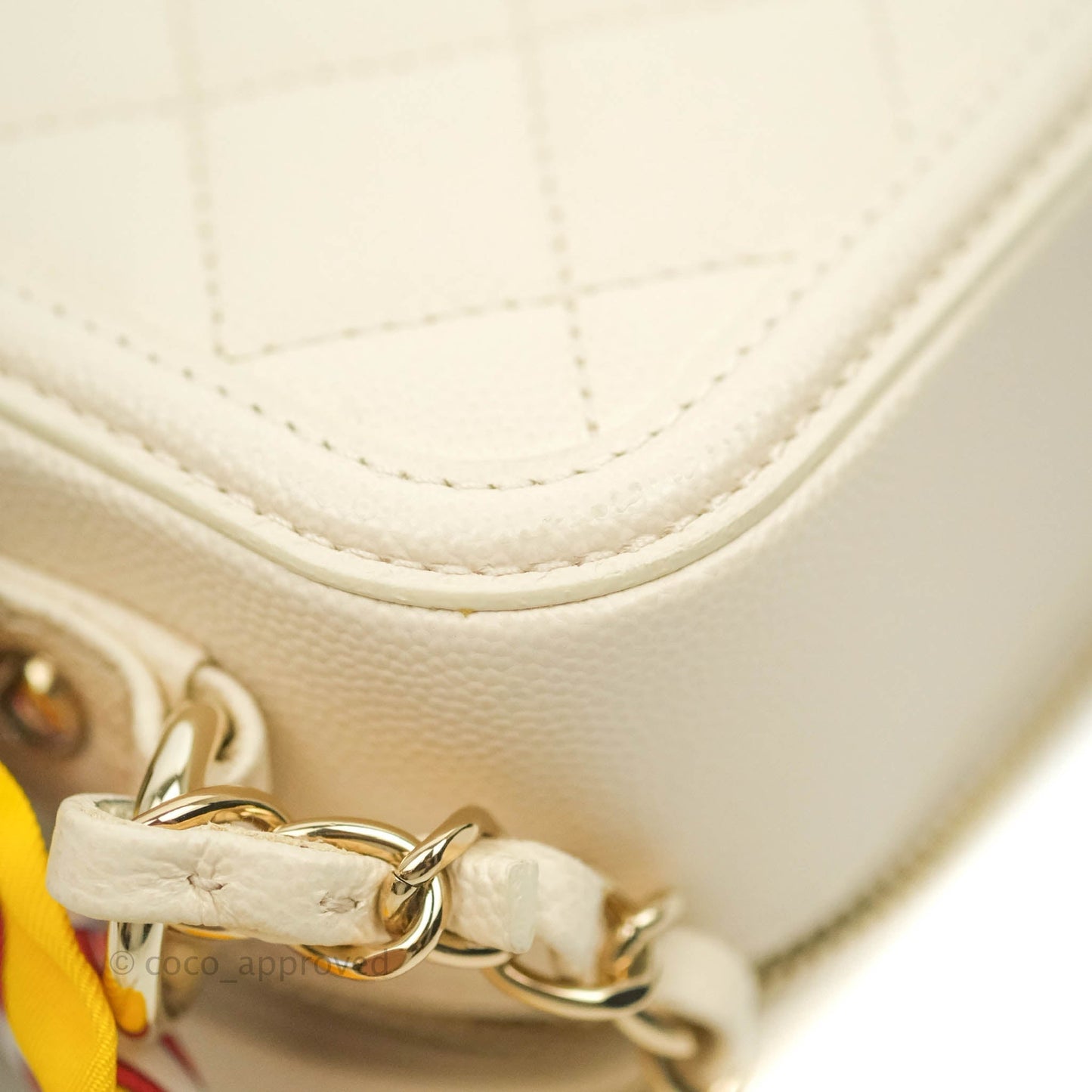 Chanel Quilted Medium CC Filigree Vanity Case Ivory Caviar Gold Hardware