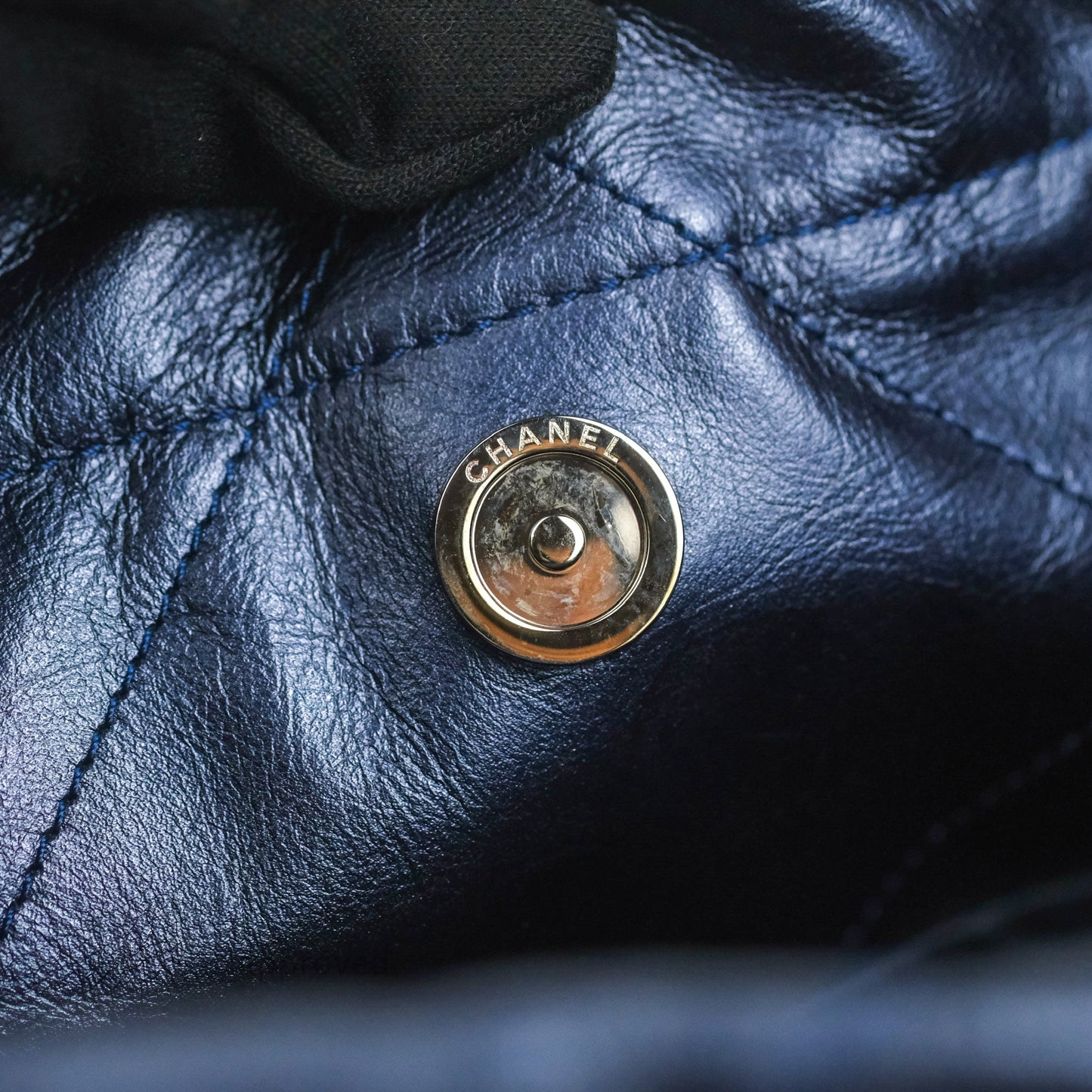 Chanel 22 Small Metallic Midnight Blue Aged Calfskin Midnight Blue/Silver Hardware