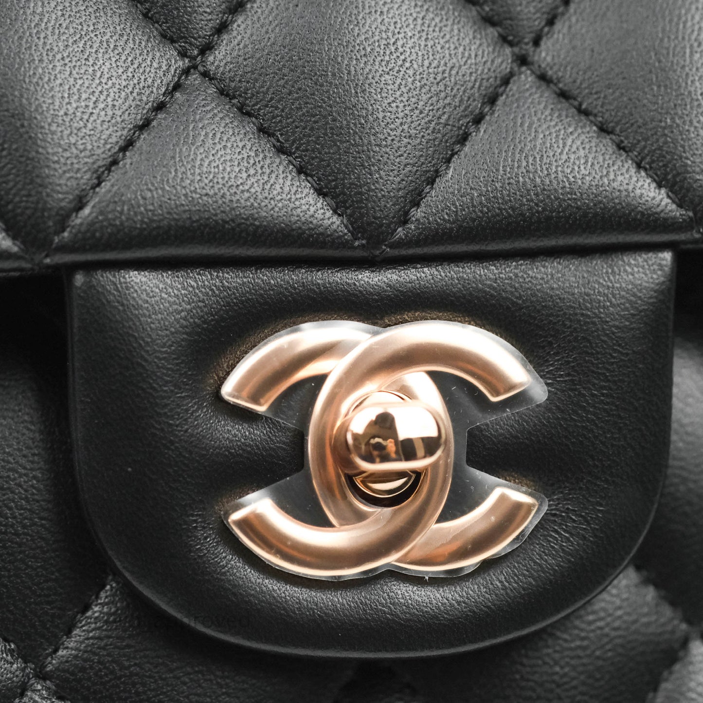 Chanel Classic Small S/M Flap Black Lambskin Rose Pink-Gold Hardware
