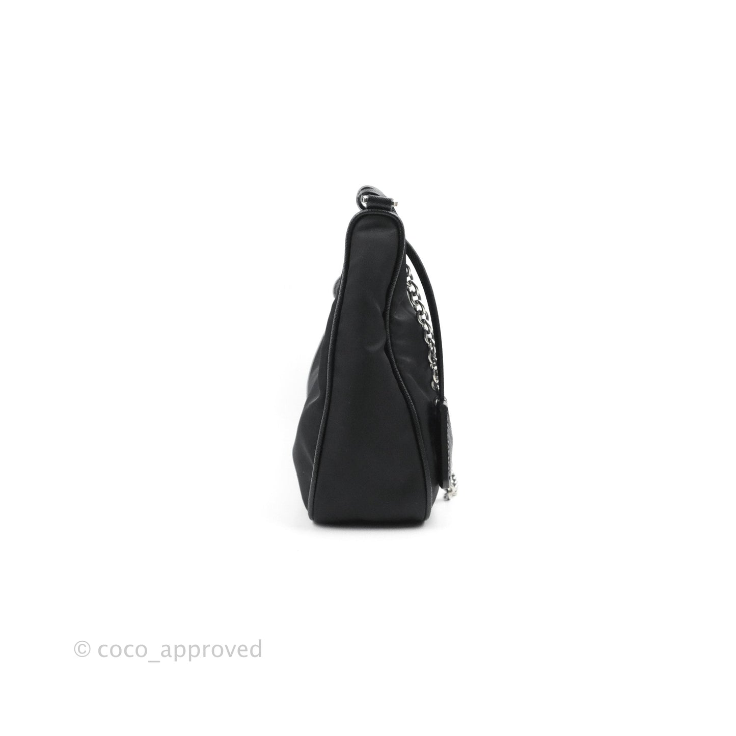 Prada Nylon Re-Edition 2005 Shoulder Bag Black