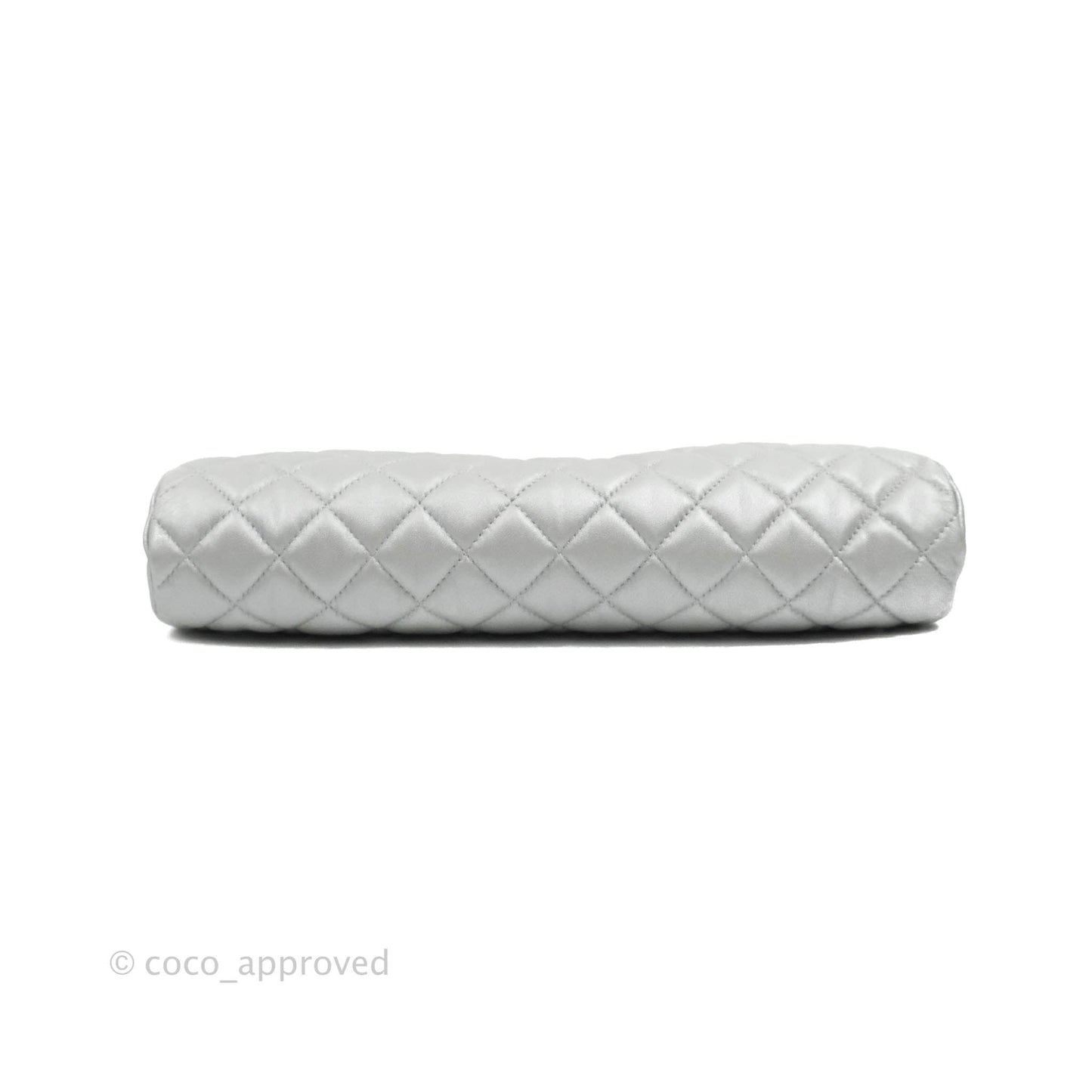 Chanel Quilted Timeless Kisslock Clutch Metallic Silver Lambskin Silver Hardware