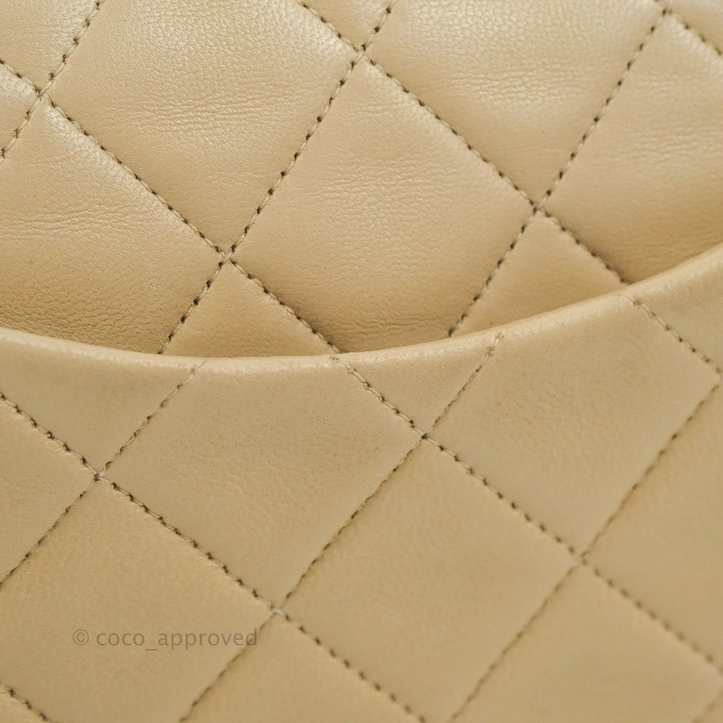 Chanel Vintage Medium Classic Flap Light Beige Lambskin 24K Gold Hardware