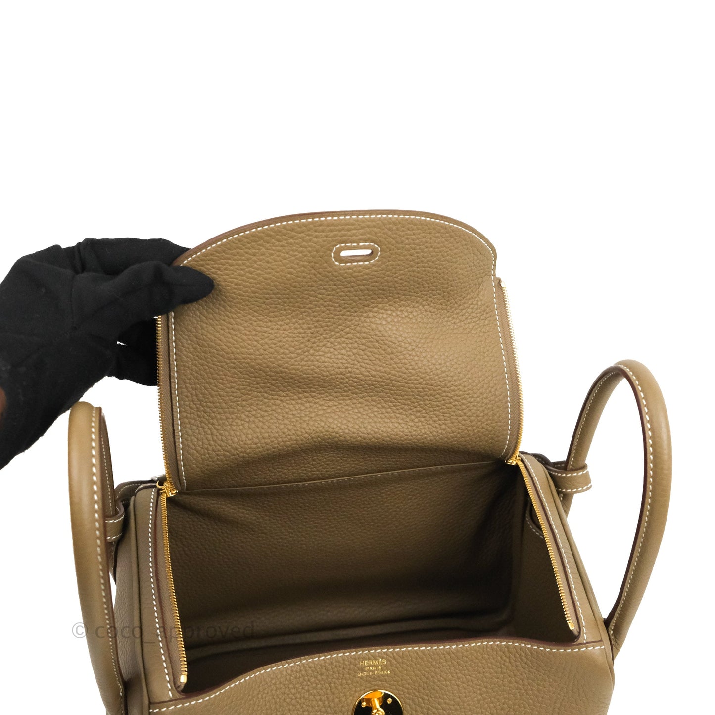 Hermès Lindy 26 Etoupe Gold Hardware
