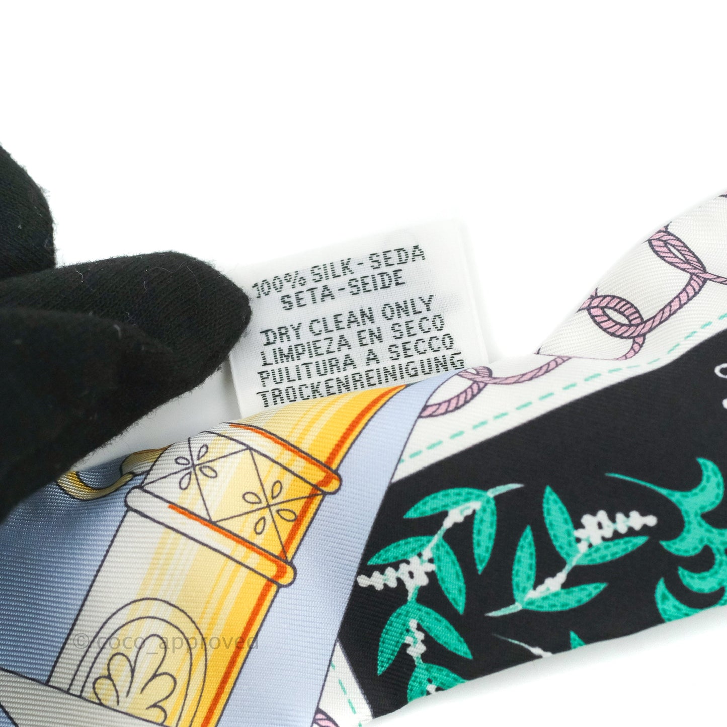 Hermès Cliquetis Black Silk Twilly