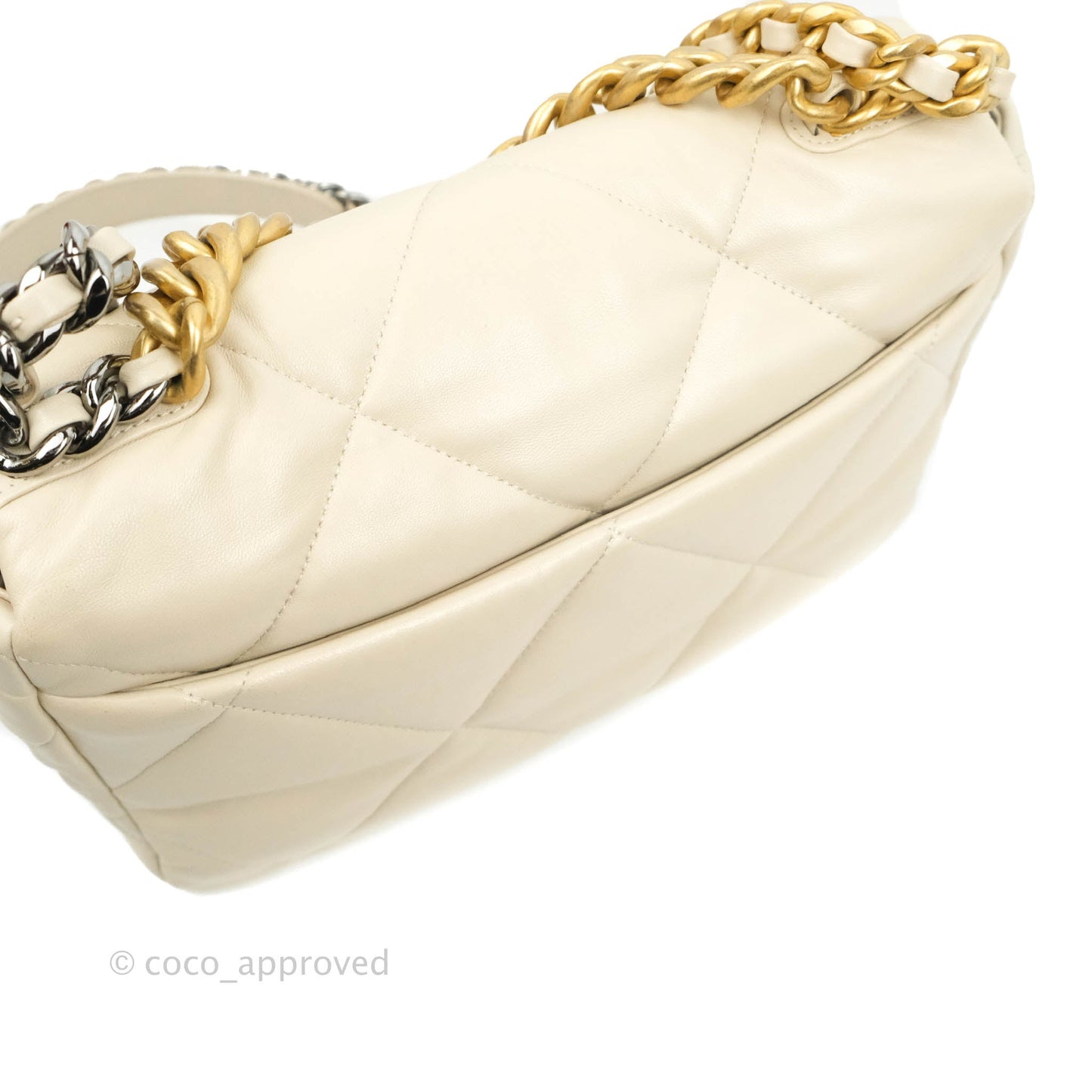 Chanel 19 Medium Beige Mixed Hardware