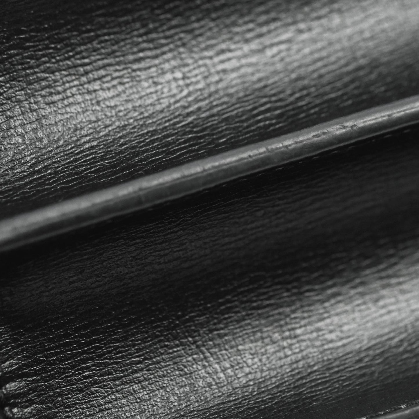 Saint Laurent Sunset Medium Black Calfskin Silver Hardware