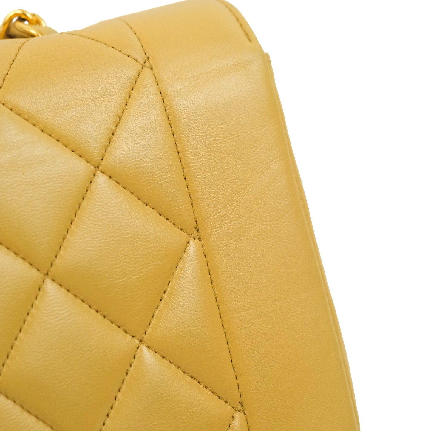 Chanel Vintage Small Quilted Classic Diana Flap Bag Beige Lambskin 24K Gold Hardware