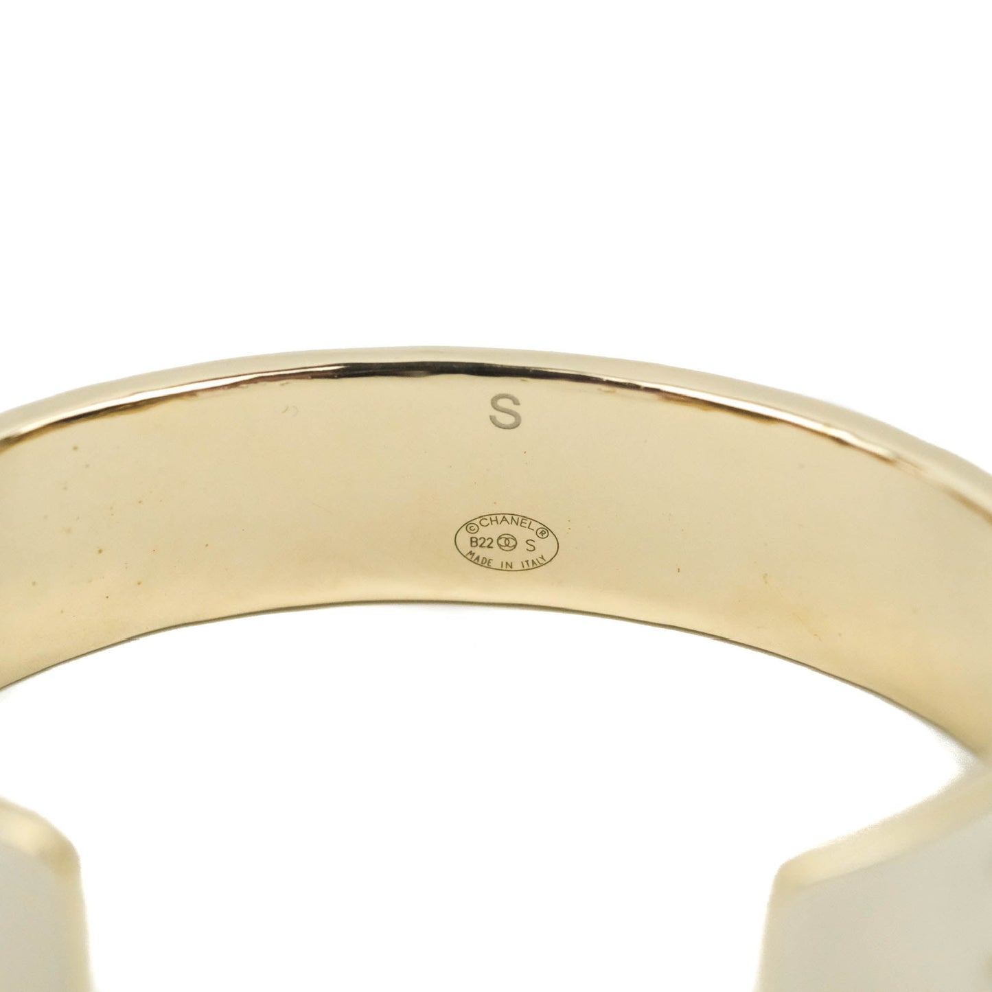 Chanel CC Logo Gold Tone Bracelet Size S 22S