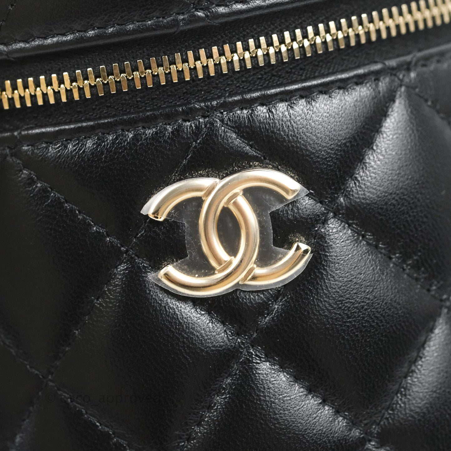 Chanel Small Top Handle Vanity Case Black Shiny Lambskin Gold Hardware 22S