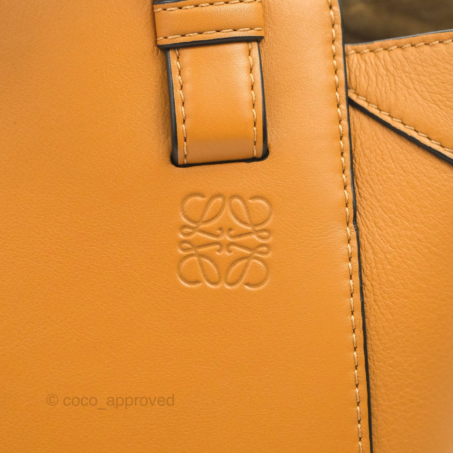Loewe Hammock Nugget Bag Warm Desert Calfskin