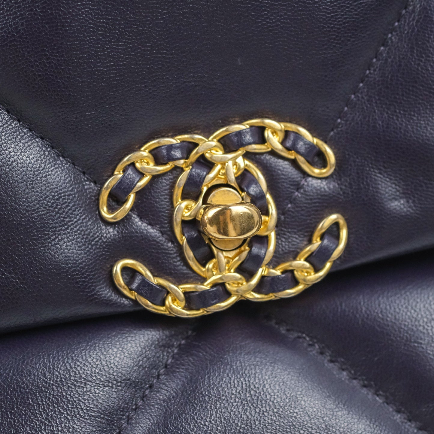 Chanel 19 Medium Dark Purple Mixed Hardware