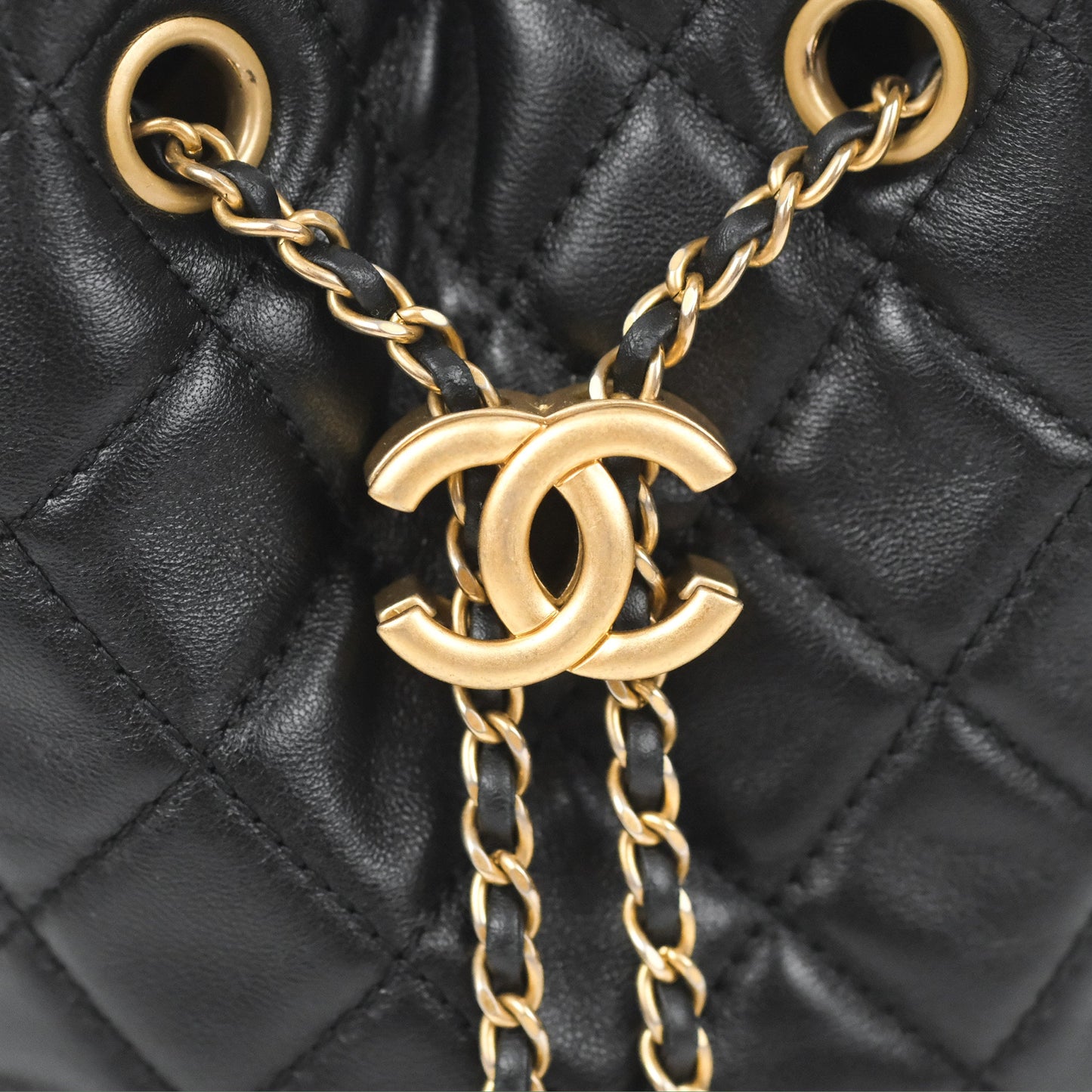 Chanel Pearl Crush Bucket Bag Black Lambskin Aged Gold Hardware 22S