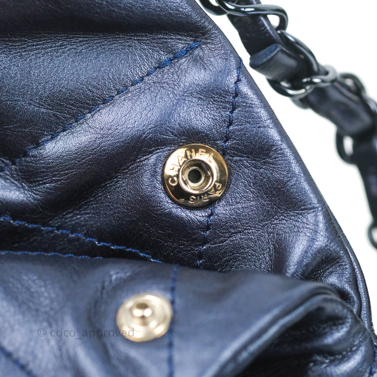 Chanel 22 Small Metallic Midnight Blue Aged Calfskin Midnight Blue/Silver Hardware